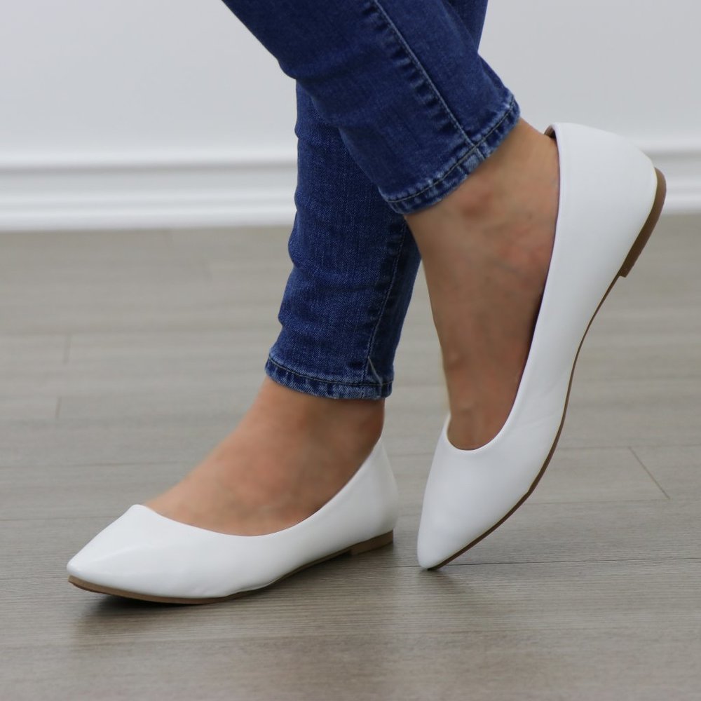 Faux Leather White Pointy Toe Flat Shoes - Picture 3 of 7